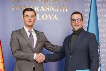 Šaranović-Santander: MUP i UNICEF u zajedničkoj borbi protiv nasilja nad djecom Šaranović-Santander: MUP i UNICEF u zajedničkoj borbi protiv nasilja nad djecom