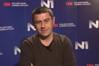 Stevo Grabovac ovogodišnji dobitnik NIN-ove nagrade Stevo Grabovac ovogodišnji dobitnik NIN-ove nagrade