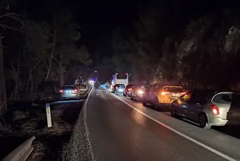 Udes na putnom pravcu Bar - Podgorica: Ima povrijeđenih Udes na putnom pravcu Bar - Podgorica: Ima povrijeđenih