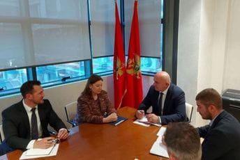 Joković sa Rajnke: Identitetske podjele su iza crnogorskog društva Joković sa Rajnke: Identitetske podjele su iza crnogorskog društva