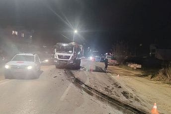 Sudar kamiona i automobila, poginuo Baranin Sudar kamiona i automobila, poginuo Baranin