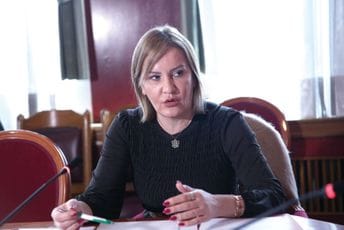 Predmeti protiv BIRN-ovih novinarki: Procesi protiv Jovanović i Tomović počeli odgađanjima Predmeti protiv BIRN-ovih novinarki: Procesi protiv Jovanović i Tomović počeli odgađanjima