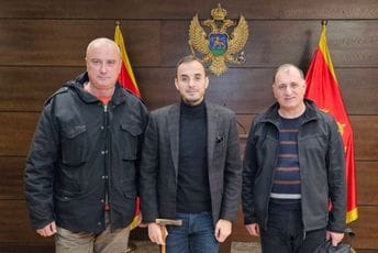 URA podržala Sindikat lučkih i transportnih radnika URA podržala Sindikat lučkih i transportnih radnika