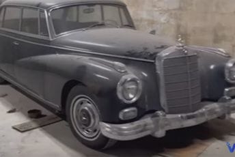 (VIDEO) Automobilu vratili "stari sjaj": Vozilo oprano nakon jedne decenije (VIDEO) Automobilu vratili "stari sjaj": Vozilo oprano nakon jedne decenije