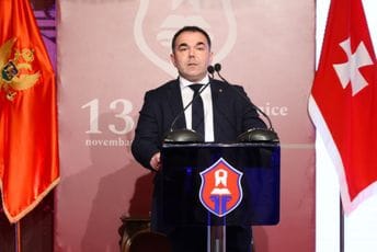 Đurašković: Prihvatamo inicijativu da ulica na Cetinju nosi ime našeg Krsta Đurovića