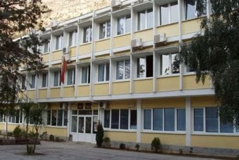 Tužilaštvo ispituje zbog čega se pripadnici VCG nisu zaustavili i pružili pomoć teško povrijeđenima u Radanovićima Tužilaštvo ispituje zbog čega se pripadnici VCG nisu zaustavili i pružili pomoć teško povrijeđenima u Radanovićima