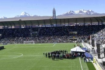 Istorijska odluka: Dozvolili odigravanje međunarodne utakmice na skoro 4.100 metara nadmorske visine Istorijska odluka: Dozvolili odigravanje međunarodne utakmice na skoro 4.100 metara nadmorske visine