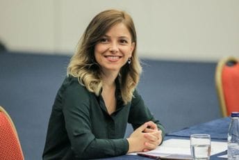 Cikotić PES-u: Morate li baš toliko da ste servilni prema Mandiću?