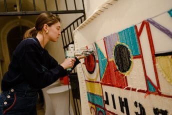 Šest projekata ušlo u program mentorstva: Sinergija kreativnih i inovativnih ljudi i ideja na prvom Samitu u Kotoru Šest projekata ušlo u program mentorstva: Sinergija kreativnih i inovativnih ljudi i ideja na prvom Samitu u Kotoru