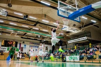 Korak ka plej-ofu: 'Studenti' držali čas košarke u Sloveniji, a obradovali su i Mornar Korak ka plej-ofu: 'Studenti' držali čas košarke u Sloveniji, a obradovali su i Mornar