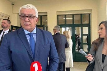 Mandić: Jedan dio rekonstrukcije Vlade čim prije - drugi nakon ljeta Mandić: Jedan dio rekonstrukcije Vlade čim prije - drugi nakon ljeta