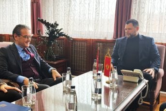 Kovačević sa Kalkavanom: Turska neće zaboraviti podršku nikšićkih vatrogasaca Kovačević sa Kalkavanom: Turska neće zaboraviti podršku nikšićkih vatrogasaca