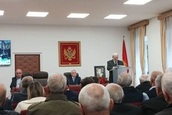 Komemoracija Žarku Mališiću u Danilovgradu: U njegovom liku sadržana bit Crnogorca i visokog intelektualca Komemoracija Žarku Mališiću u Danilovgradu: U njegovom liku sadržana bit Crnogorca i visokog intelektualca