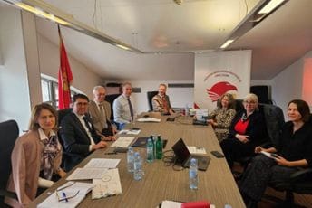 DRI sa predstavnicima SIGMA: Predstavljeni revidirani principi javne uprave DRI sa predstavnicima SIGMA: Predstavljeni revidirani principi javne uprave