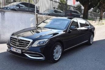 Država za nova službena vozila daje više od četiri miliona eura Država za nova službena vozila daje više od četiri miliona eura