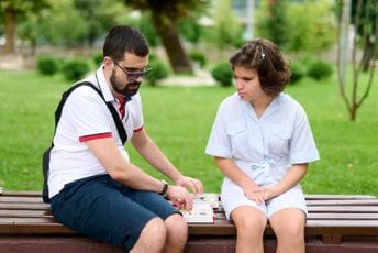 Pristupačnost obrazovanja: Izazovi osoba sa invaliditetom u borbi za osnovna prava Pristupačnost obrazovanja: Izazovi osoba sa invaliditetom u borbi za osnovna prava