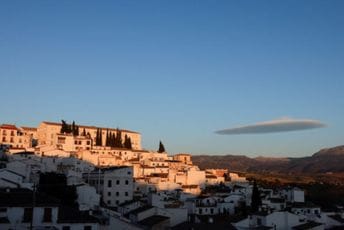 Djelovi Španije se suočavaju sa nestašicom vode: Najavljeno ograničenje potrošnje stanovnicima i turistima Djelovi Španije se suočavaju sa nestašicom vode: Najavljeno ograničenje potrošnje stanovnicima i turistima