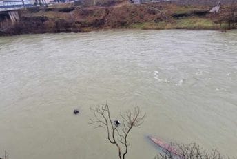 Spasioci nastavili potragu za nestalom osobom, pretražuju korito Morače: Loša vidljivost i visok vodostaj otežavaju akciju