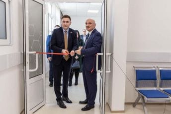 U budvanskom domu zdravlja otvorena nova mikrobiološka laboratorija vrijedna 300 hiljada eura U budvanskom domu zdravlja otvorena nova mikrobiološka laboratorija vrijedna 300 hiljada eura