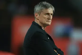 Jarni kazao da će da navija za Betis protiv Dinama - otpušten sa mjesta selektora mlade reprezentacije Hrvatske Jarni kazao da će da navija za Betis protiv Dinama - otpušten sa mjesta selektora mlade reprezentacije Hrvatske