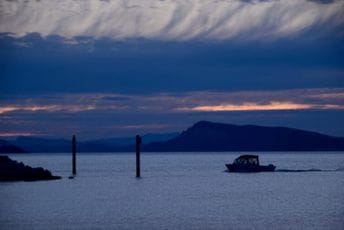 Teretni brod potonuo južno od Istanbula, šest osoba nestalo Teretni brod potonuo južno od Istanbula, šest osoba nestalo