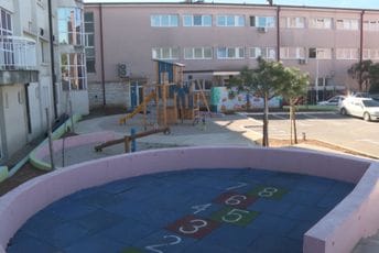 Vrijednost investicije oko 104.000 eura: Na Institutu za bolesti djece otvoreno dječje igralište i parking prostor Vrijednost investicije oko 104.000 eura: Na Institutu za bolesti djece otvoreno dječje igralište i parking prostor