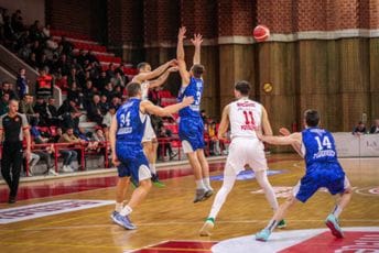 'Plavi' skinuti sa trona: SC Derbi je osvajač Kupa Crne Gore 'Plavi' skinuti sa trona: SC Derbi je osvajač Kupa Crne Gore