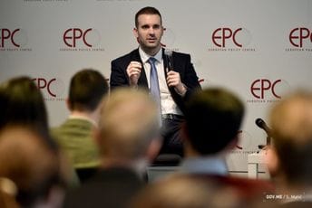 Spajić: Mandićeve poruke su sjajne, miroljubivije su od Dalaj Laminih Spajić: Mandićeve poruke su sjajne, miroljubivije su od Dalaj Laminih