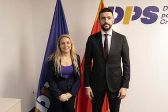 Živković – Marsela: Nakon unutarpartijske reforme DPS jača, kvalitetnija i spremnija da preuzme odgovornost upravljanja državnom politikom Živković – Marsela: Nakon unutarpartijske reforme DPS jača, kvalitetnija i spremnija da preuzme odgovornost upravljanja državnom politikom