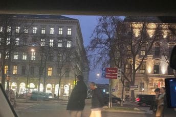 Nikolić: Božović u Beču savjetovao Rodića kako da nastavi sa brukanjem svoje države u Crnoj Gori Nikolić: Božović u Beču savjetovao Rodića kako da nastavi sa brukanjem svoje države u Crnoj Gori