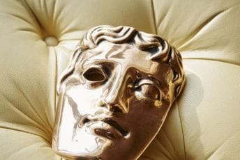 Sjutra dodjela BAFTA nagrada: Da li će i u Londonu dominirati “Oppenheimer” Sjutra dodjela BAFTA nagrada: Da li će i u Londonu dominirati “Oppenheimer”