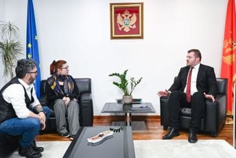 Koprivica sa predstavnicima NVO 35mm: Transparentnost ključni instrument u borbi protiv korupcije Koprivica sa predstavnicima NVO 35mm: Transparentnost ključni instrument u borbi protiv korupcije