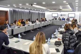 Privredna komora i Udruženje pravnika: Crna Gora ima modernu arbitražu po evropskim mjerilima Privredna komora i Udruženje pravnika: Crna Gora ima modernu arbitražu po evropskim mjerilima