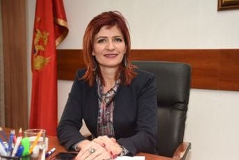 Simović-Zvicer: Odlazak sudija u penziju regulisati isključivo Zakonom o PIO Simović-Zvicer: Odlazak sudija u penziju regulisati isključivo Zakonom o PIO