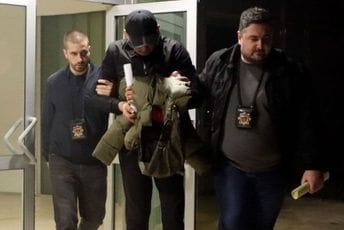 Uhapšeni trojica policajaca i trojica biznismena, nejasne veze i uloge u švercu cigareta Uhapšeni trojica policajaca i trojica biznismena, nejasne veze i uloge u švercu cigareta