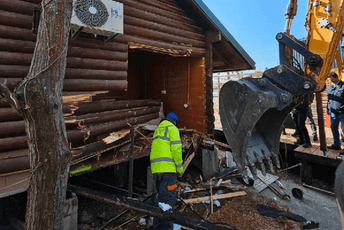 Nastavlja se rušenje nelegalnih objekata na Adi Bojani Nastavlja se rušenje nelegalnih objekata na Adi Bojani
