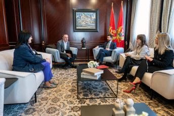 Milatović nakon sastanka sa predstavnicima Sindikata: Bitno da se djeca što prije vrate u školske klupe