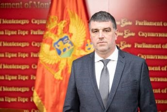 Zečević: Ograničavanjem trgovačkih marži unapređuje se životni standard