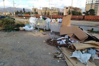 (FOTO) Podgorica: Više smeća oko kontejnera nego u njima