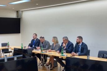 Leković: Crna Gora mora pažljivo balansirati između ekonomskih benefita i izazova u oblasti bezbjednosti Leković: Crna Gora mora pažljivo balansirati između ekonomskih benefita i izazova u oblasti bezbjednosti