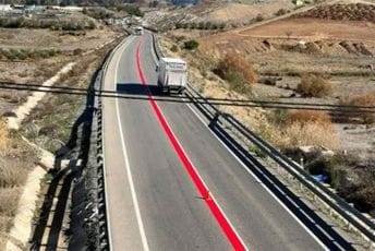 Puna crvena linija stigla na puteve jedne evropske države: Evo šta to znači za vozače