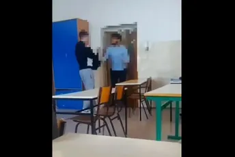 Policija provjerava navodni obračun učenika i nastavnika u OŠ "Savo Pejanović"