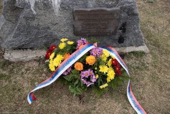 Nenezić: Kojim junacima se Mandić poklonio? Nenezić: Kojim junacima se Mandić poklonio?