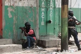 Država u permanentnom haosu: Banditi uzeli studente za taoce, žele da svrgnu premijera, bilo i pucnjave Država u permanentnom haosu: Banditi uzeli studente za taoce, žele da svrgnu premijera, bilo i pucnjave