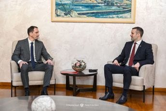 Spajić sa Markovićem: Najavljuju kako će SDT uskoro preseliti u staru Vladu Spajić sa Markovićem: Najavljuju kako će SDT uskoro preseliti u staru Vladu