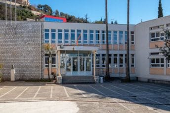 Herceg Novi: Lažne dojave o bombama u tri osnovne i srednjoj školi