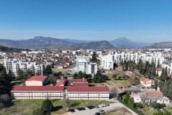 Ministarstvo raspisalo konkurs za Idejno arhitektonsko rješenje paviljona osnovne škole “Oktoih” u Podgorici Ministarstvo raspisalo konkurs za Idejno arhitektonsko rješenje paviljona osnovne škole “Oktoih” u Podgorici