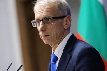 Premijer Bugarske podnio ostavku Premijer Bugarske podnio ostavku