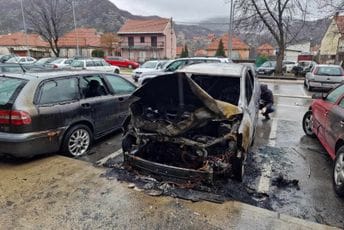 Na Cetinju izgorjela četiri vozila: Požari na dvije lokacije