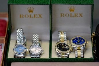 Nakon bankrota internet stranice nestali satovi vrijedni skoro 12 miliona eura Nakon bankrota internet stranice nestali satovi vrijedni skoro 12 miliona eura